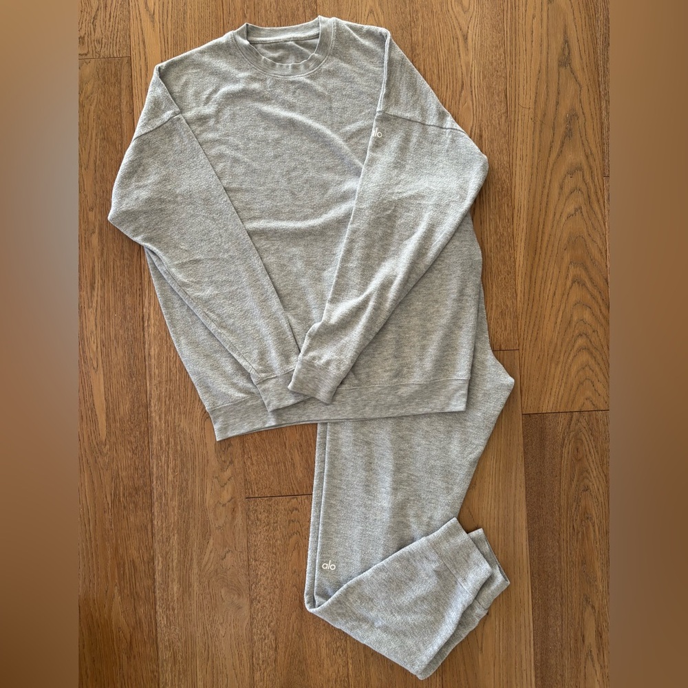 Alo Yoga Soho Lounge Set Pullover & jogger Sweatpants Womens Medium gray - Picture 4 of 8